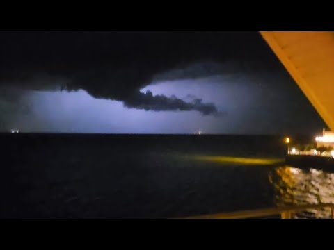 Gewitter am Bodensee-Langenargen!24.08.23 - Aussicht aus der Montfort Suite! #gewitter #bodensee