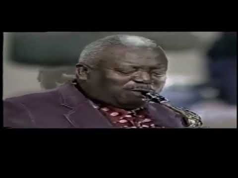 Quiet Carnival (Moacir Santos) - Moacir Santos e Banda Savana