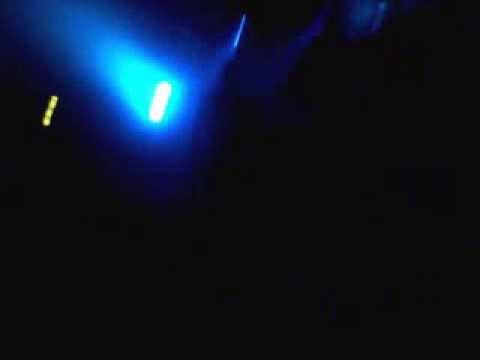 The Upbeats + MC Lowqui (2) @ B[i]G ROOM La Cartonnerie (Reims 26-10-13)