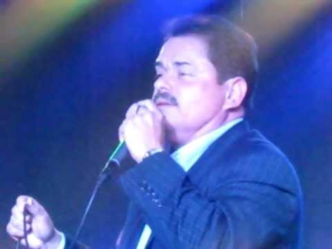 lalo rodriguez at the latin roots 2012