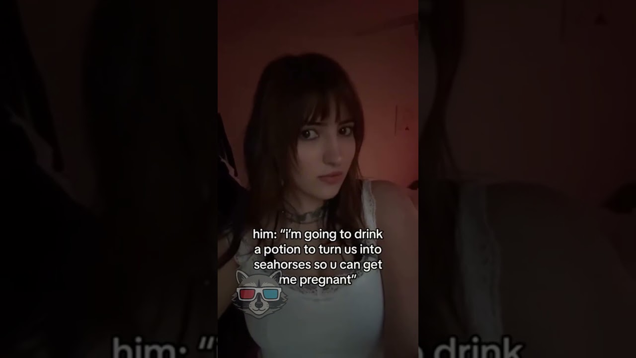 wut​⁉️​ #goth #gothgirl #alternative #alt #usa