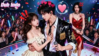 Download lagu Pria yang dulu kucinta kini superstar! Rival menyiksaku, 💓tapi dia melamarku di atas panggung kini! mp3