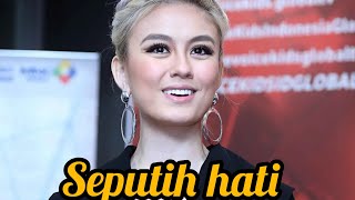 Download lagu Agnez Mo - Seputih Hati ( Lirik Lagu ) mp3 Download lagu Agnez Mo - Seputih Hati ( Lirik Lagu ) mp3