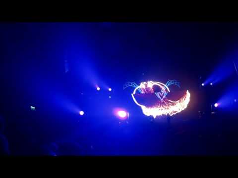 John O'Callaghan vs. Cassandra Fox - The Saw