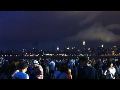 williamsburg waterfront modest mouse