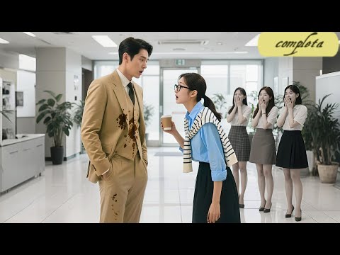 ¡CEO ve solo en blanco y negro desde siempre! ¡Pero pobre chica lo choca es colorida! ¡Se enamora!