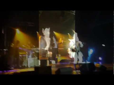 2BV - De vastelaovend geit loos!! -Live- Gulden Humor 2011