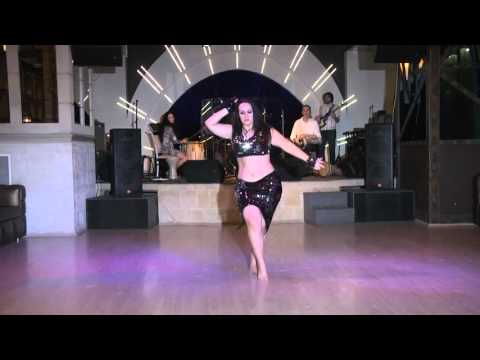 Natalia Fedorova   импровизация под живой оркестр Drum  Base Show в Radiocity