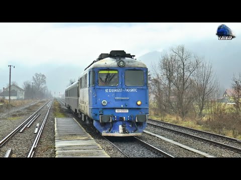 060-DA 60-1213-7 & Trenuri de Călători/Passenger Trains in Gara Piatra Craiului Station 06 Dec 2021