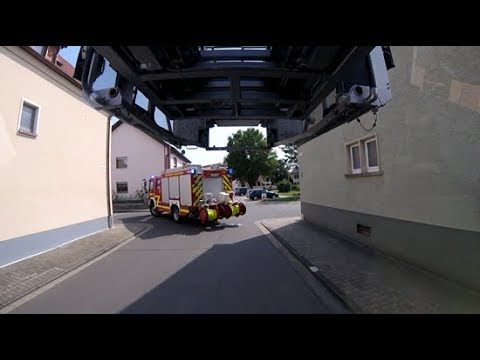 [Innenaufnahme] Alarmfahrt DLK 23/12 der Freiwilligen Feuerwehr VG Rheinauen Wehreinheit Neuhofen