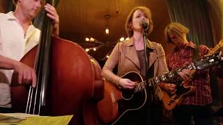 Okie From Muskogee Laura Cantrell live at Sid Gold&#39;s in NY 5/30/18
