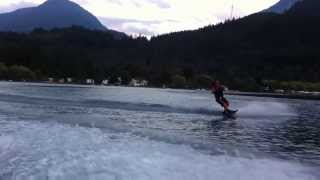 preview picture of video 'Practicing 180's on the wakeboard'