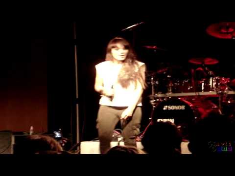 Ewa Farna - "Toužím" (Kolín - 29.10.2010)