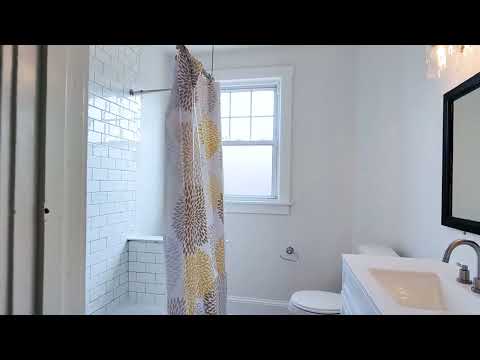 FIRST MONTH RENT FREE** Row home with hardwood flrs. throughout. Haverford SD, walk to Bryn Mawr Hospital! Small pets ok! property video