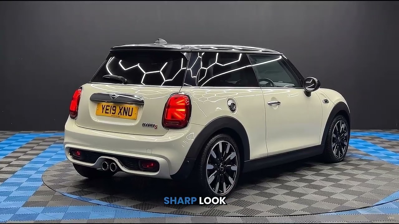 Video tour of the MINI Hatch 2.0 Cooper S Exclusive Euro 6 (s/s) 3dr