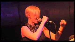 Robyn - Konichiwa Bitches (live at Cargo, London)