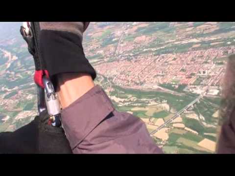 volo in parapendio cuneo dj dado  metropolis