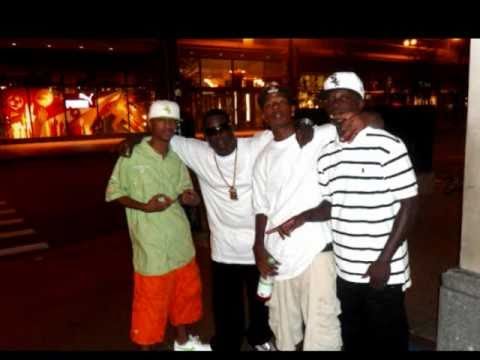 (FMG) Flyerden Most Guys  - Bitches