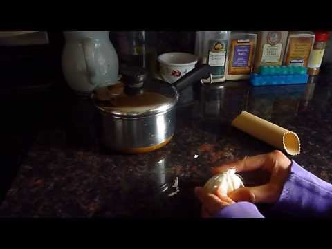 How to peel garlic easily without special tools