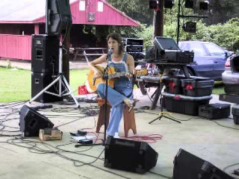 Happy Rhodes live - Ectofest 2000 AUDIO - Danbury, CT (full show)