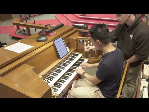 Sigfrid Karg-Elert: Praise the Lord With Drums and Cymbals