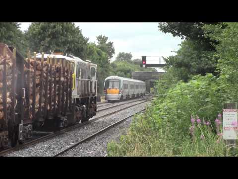 Irish Rail 22000 DMU passes Kildare