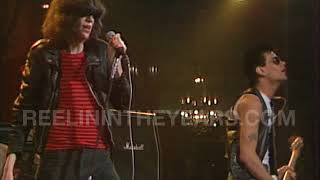 The Ramones- &quot;Sheena Is A Punk Rocker/KKK Took My Baby Away&quot; LIVE 1981 [RITY Archives]