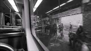 Leonard Cohen - Travelling Light