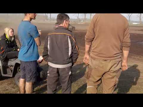 Traktortreffen 2022 Friesack das große Schlammloch👌🤣