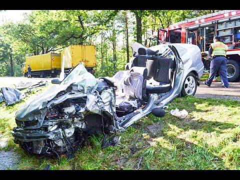 Tödlicher Unfall in Sachsen, B97, Hoyerswerda | Opel kracht frontal in einen Lkw | utv
