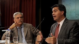 14 de ENE. Firma de contratos para Gasoducto del NEA. Julio De Vido. Jorge Capitanich.
