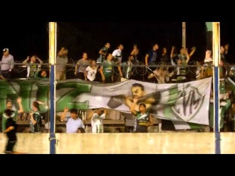 "Traigan vino que juega el verde!" Barra: La Gloriosa &bull; Club: Villa Mitre