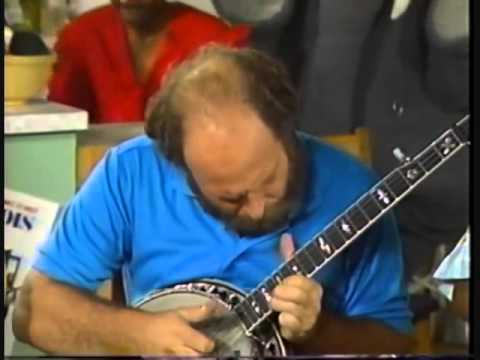 Sharon, Lois & Bram's Elephant Show    Caribana    Season 3, Episode #30