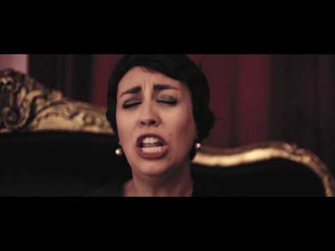 St. Beaufort's Table feat. Luiza & Pedro - Scarlet Town