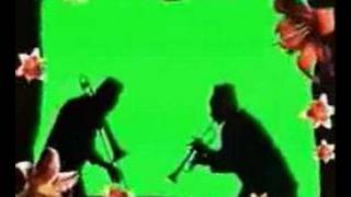 cut'n'move - Give It Up