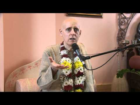 2011.10.09. "Don't Put Yourself In The Center" HG Sankarshan Das Adhikari - Riga, Latvia