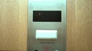 preview picture of video 'Groton: Associated Elevator Hydraulic Elevator @ Groton Public Library'