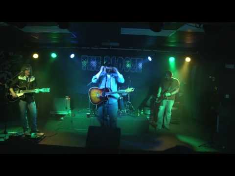 Download A Boy Named Sioux Gentlemen Acoustic Mp3 dan Mp4 2018