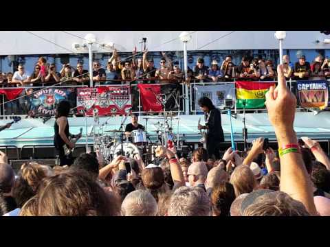 KISS KRUISE V Flaming Youth & I Stole Your Love