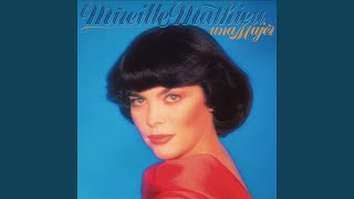 Kadr z teledysku Inmenso amor tekst piosenki Mireille Mathieu