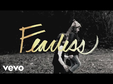 Mia Fieldes - Fearless (Official Lyric Video)