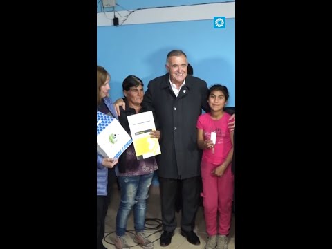 El gobernador Jaldo entregó viviendas en El Bracho y El Cevilar