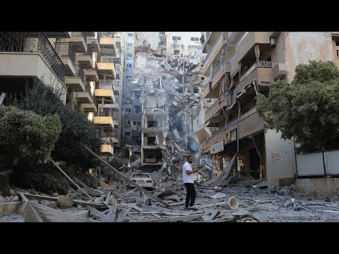 Lübnan: Sur kentinde halk İsrail saldırılarının ardından enkaz kaldırdı