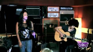 Alexandra Burke - Hallelujah (Live Acoustic)