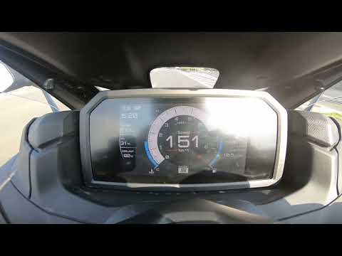 Yamaha TMAX 2022 Acceleration - Top speed
