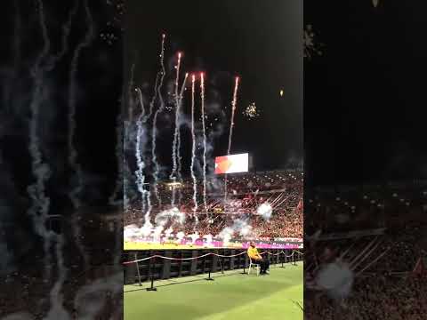 "RECIBIMIENTO ESPECTACULAR DE ESTUDIANTES DE LA PLATA" Barra: Los Leales &bull; Club: Estudiantes de La Plata