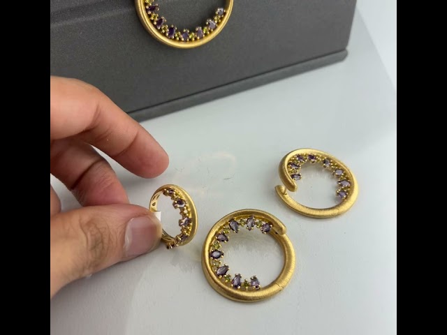 طقم ذهب VENEROSO بنفسجي