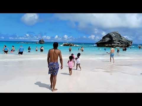 Bermuda-Horseshoe Bay.           Beach Walk