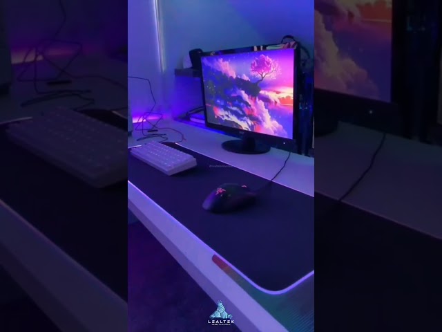 Vídeo relacionado con Alfombrilla de mouse grande personalizada LED con póster de Black Panther, alfombrilla de juego RGB personalizada, alfombrilla extendida impermeable y base personalizada con 14 modos de iluminación