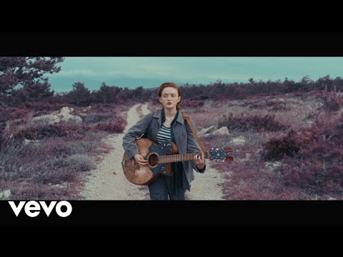 Sadie Sink - Ramblin' Down the Road (From "O'Dessa")